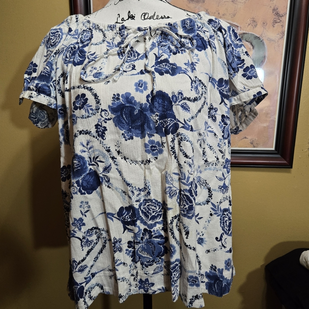 White And Blue Flower Shirt